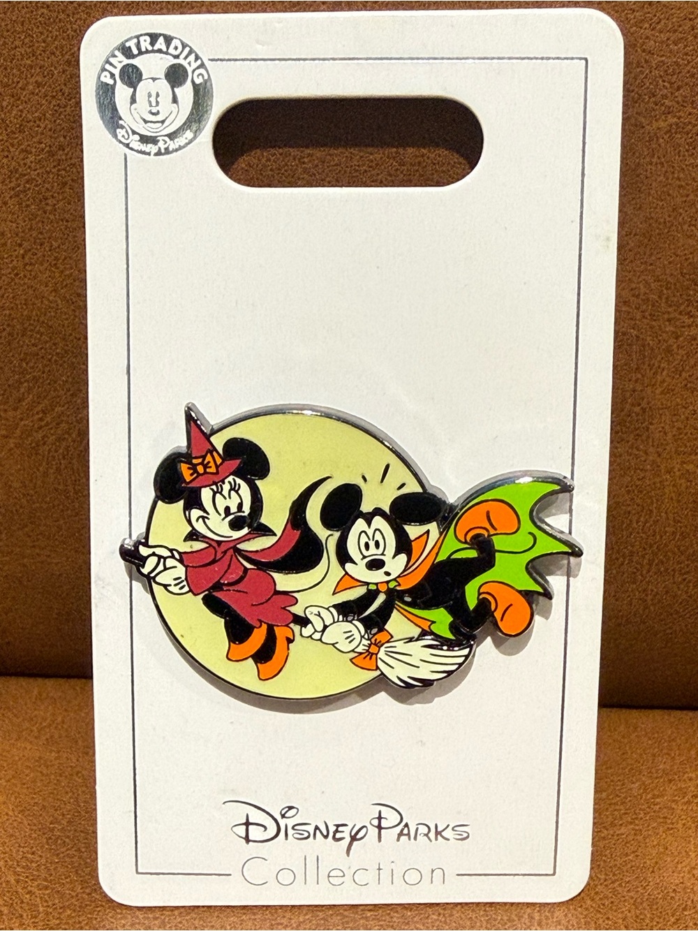 2003/2017/2018/2022/2024 Mickey Mouse & Minnie Mouse Couple Pin Lot - Picture 3 of 6